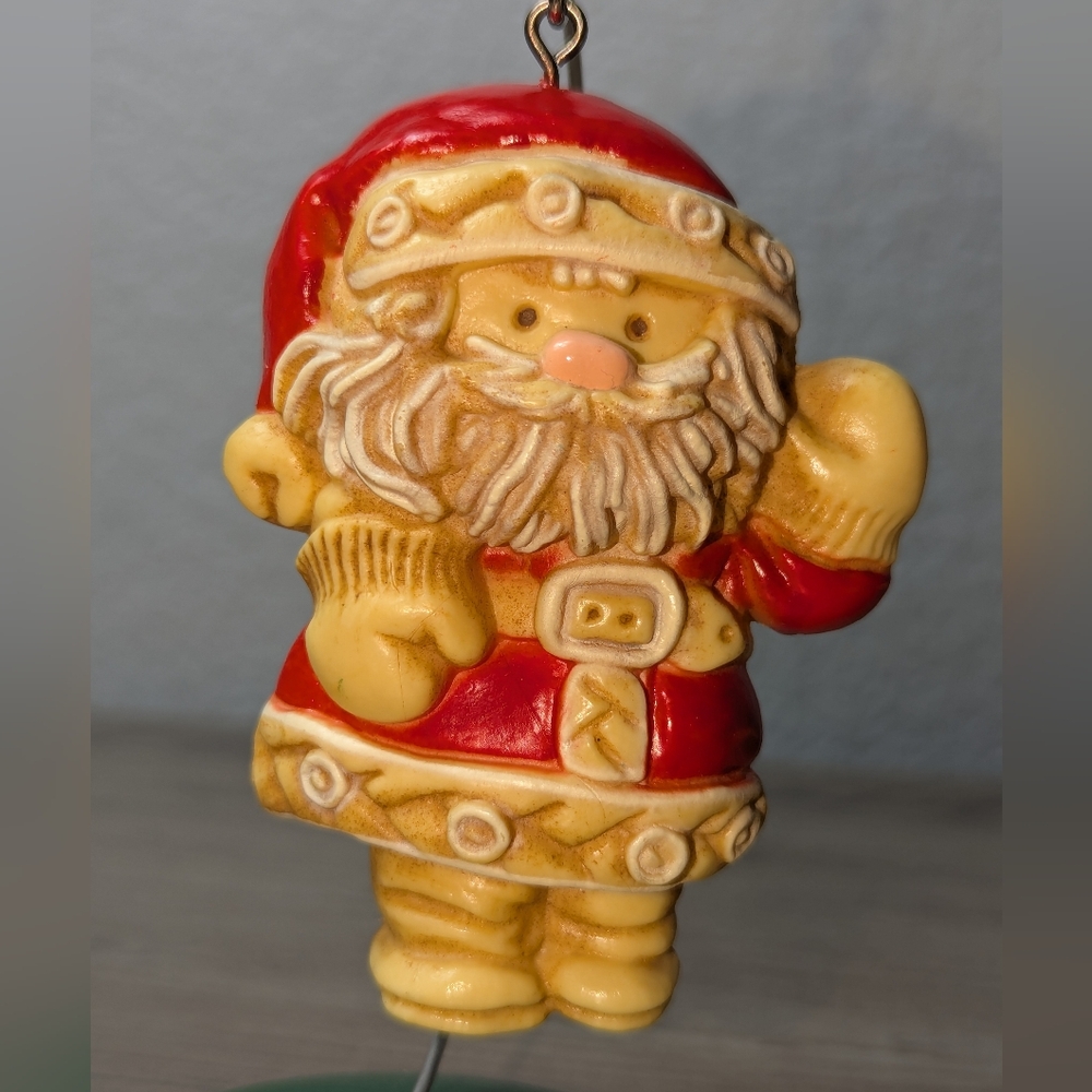 1976 Santa Tree Treats Hallmark Tree Trimmer Collection Christmas Ornament